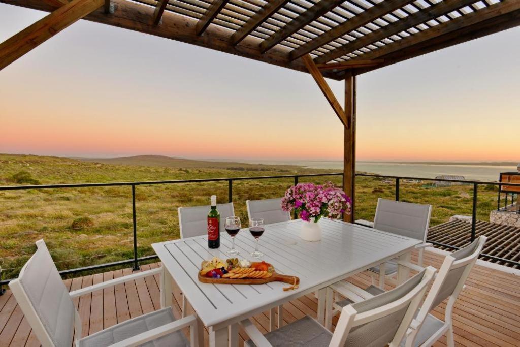 The Shark Bay Villas Langebaan Buitenkant foto