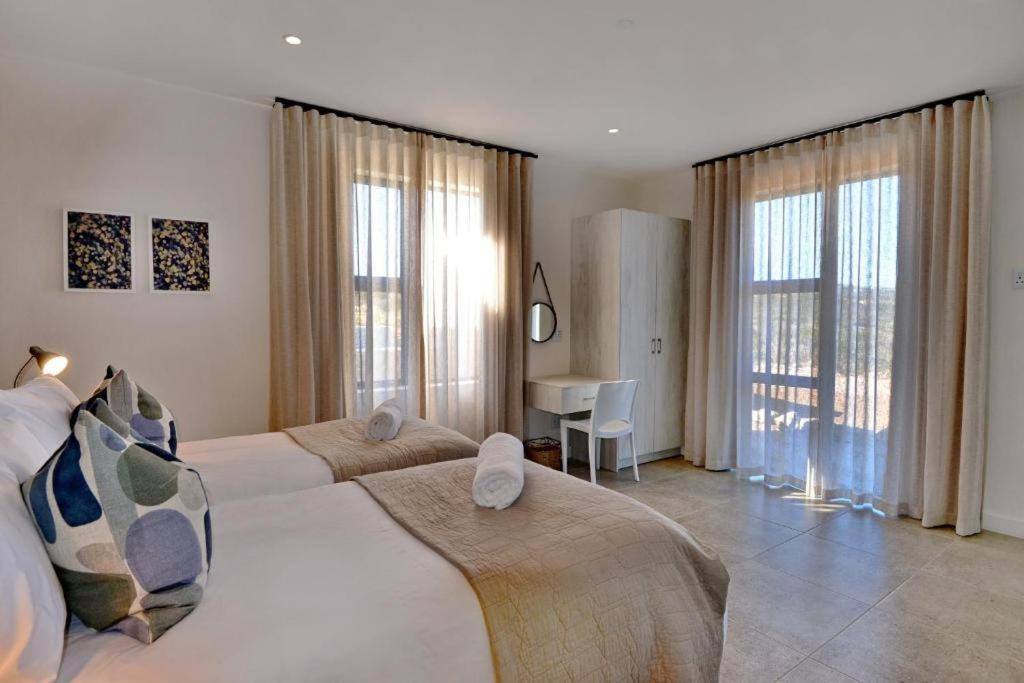 The Shark Bay Villas Langebaan Buitenkant foto