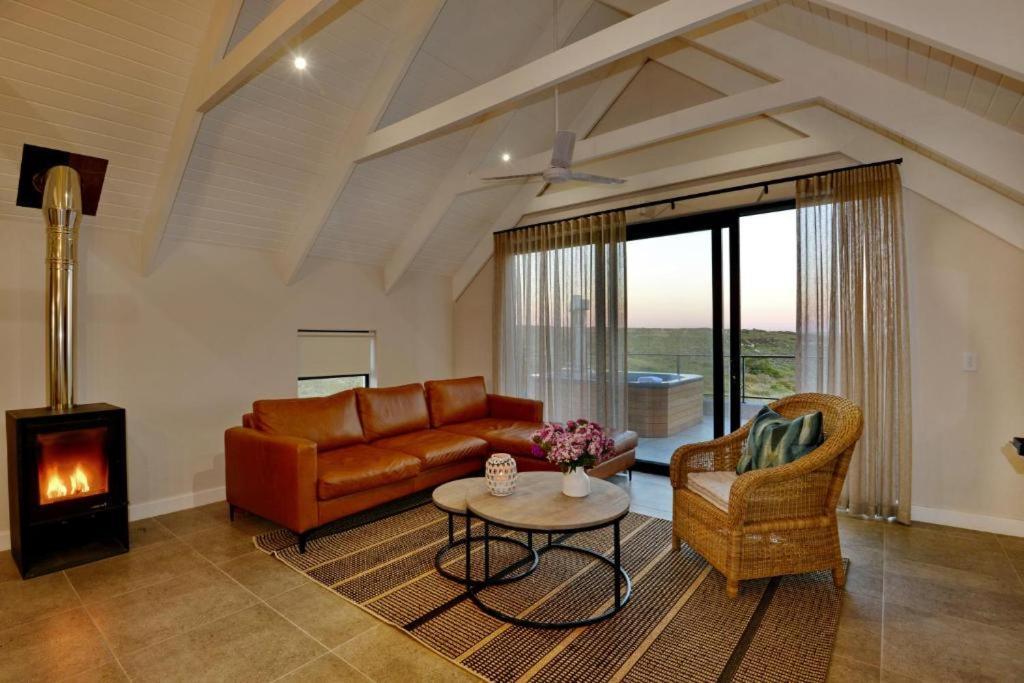 The Shark Bay Villas Langebaan Buitenkant foto